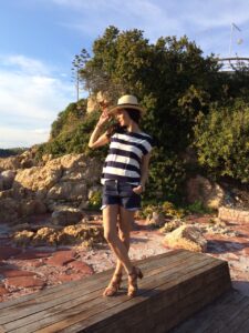 The beauty cat: Evi's Official Website. Posts, photos and videos of Evi Vatidou.