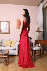 The beauty cat: Evi's Official Website. Posts, photos and videos of Evi Vatidou.